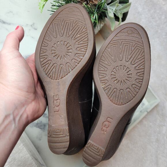 UGG Meredith Brown Leather Sherpa Lined Wedge Ankle Boot Size 9.5 - Picture 9 of 14